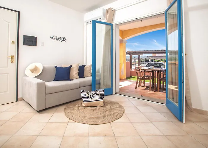 Toro Flat Iii 15' Palau, Private Garden & Free Parking Apartman *